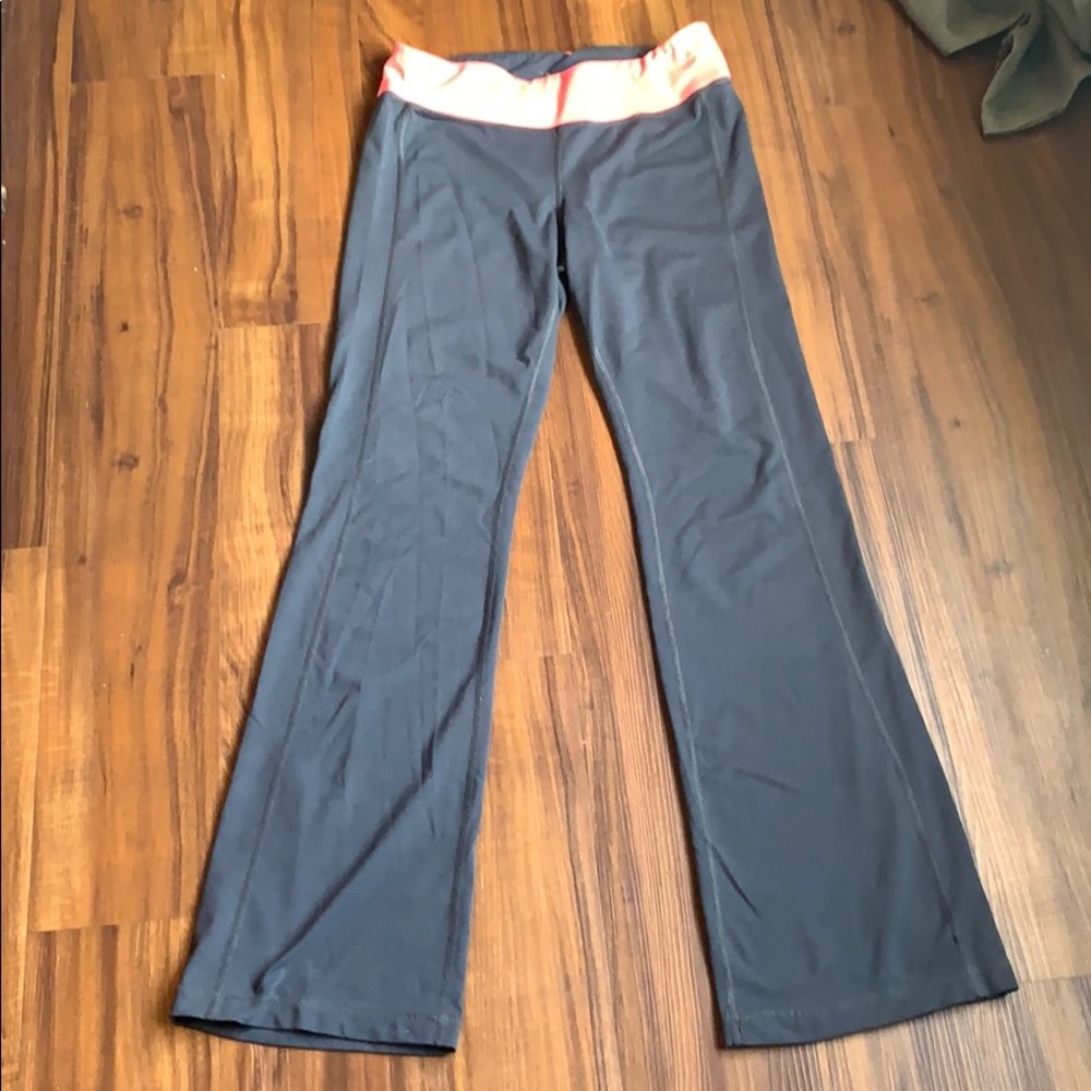 Flared leggings